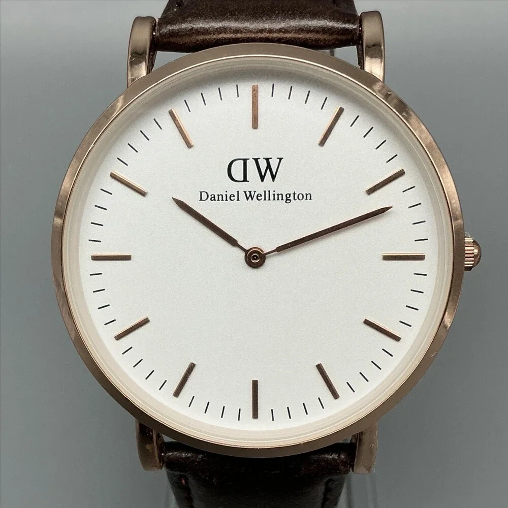 Daniel Wellington Classic Mens Watch 40mm Rose Gold Tone Leather New Battery
